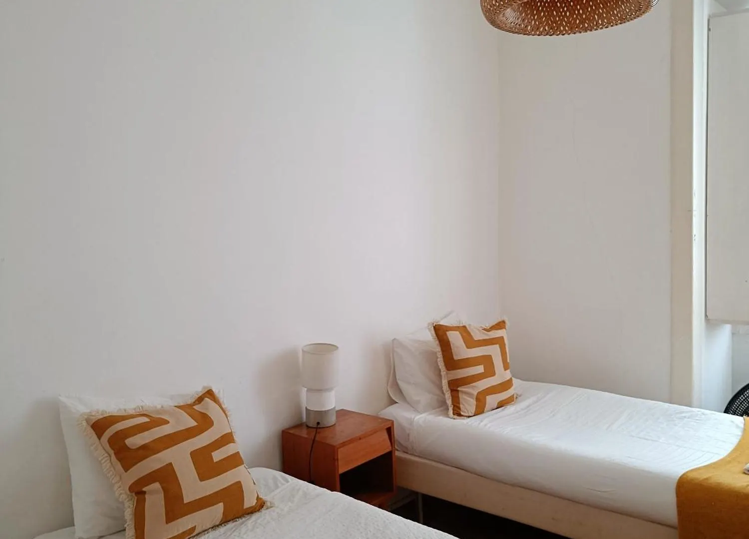Stunning Apartment Near Chiado Lisboa Portugal