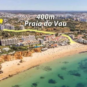 cozy-apartment-with-seaview-600m-from-the-beach.hotelaalgarve.com/